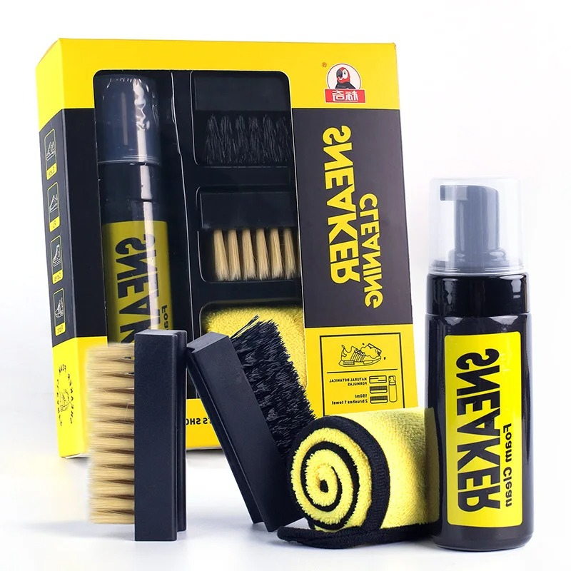 Sneaker Care Foam - Kit detergente per scarpe da ginnastica