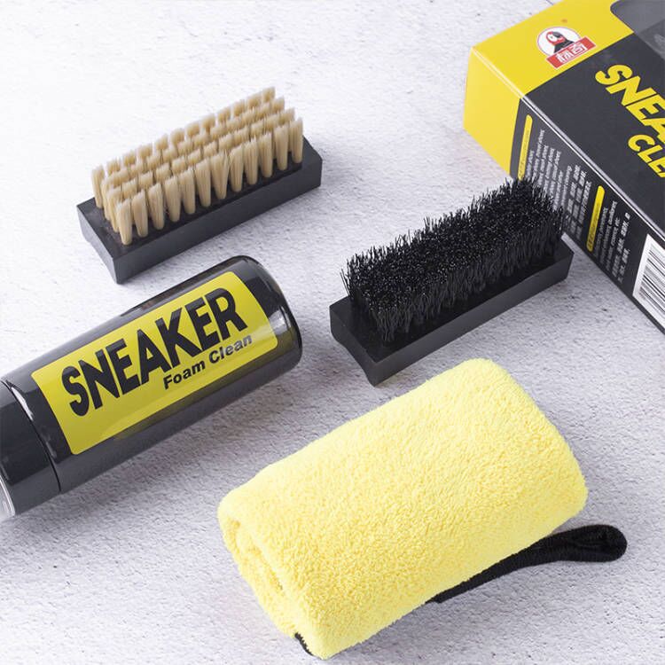 Kit detergente per scarpe da g - Sneaker Care Foam recensione e prezzo